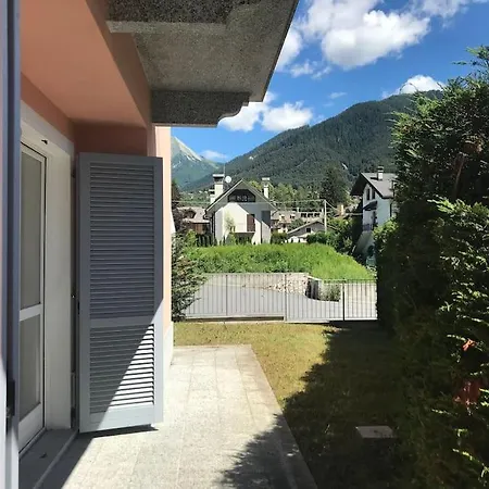 La Piana Centro Di Piano Terra Con Giardino Lt *