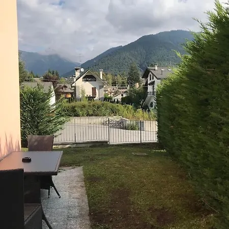 La Piana Centro Di Piano Terra Con Giardino Lt