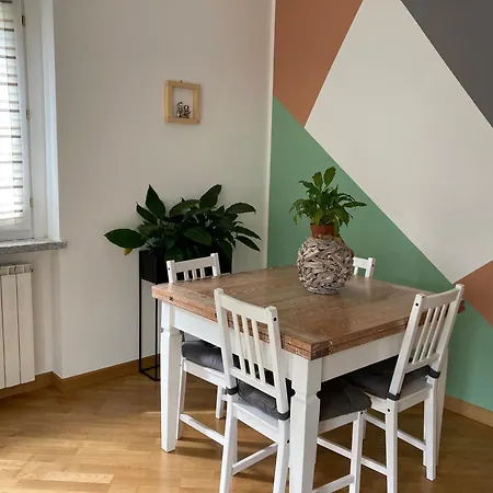 La Piana Centro Di Santa Maria Maggiore Piano Terra Con Giardino Lt Apartamento *