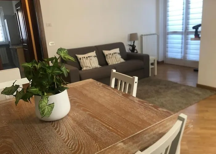 Appartement La Piana Centro Di Santa Maria Maggiore Piano Terra Con Giardino Lt *